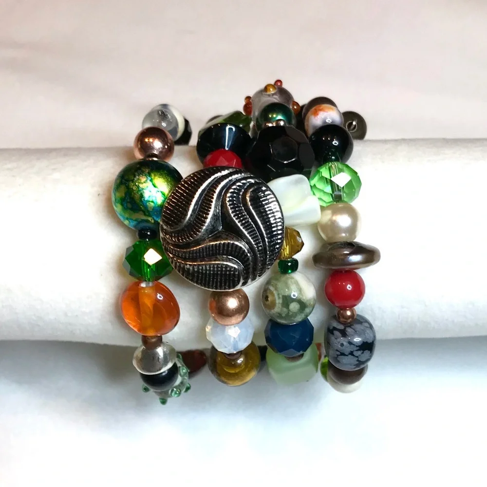 Handmade Bracelet with Vintage and Modern Elements (B74-6H) - Picture 2 of 8